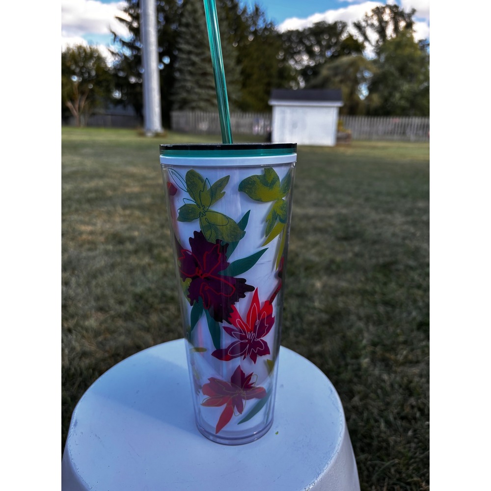 Starbucks 24oz Tumbler Cold Cup Green Floral Flower Design with‎ Straw